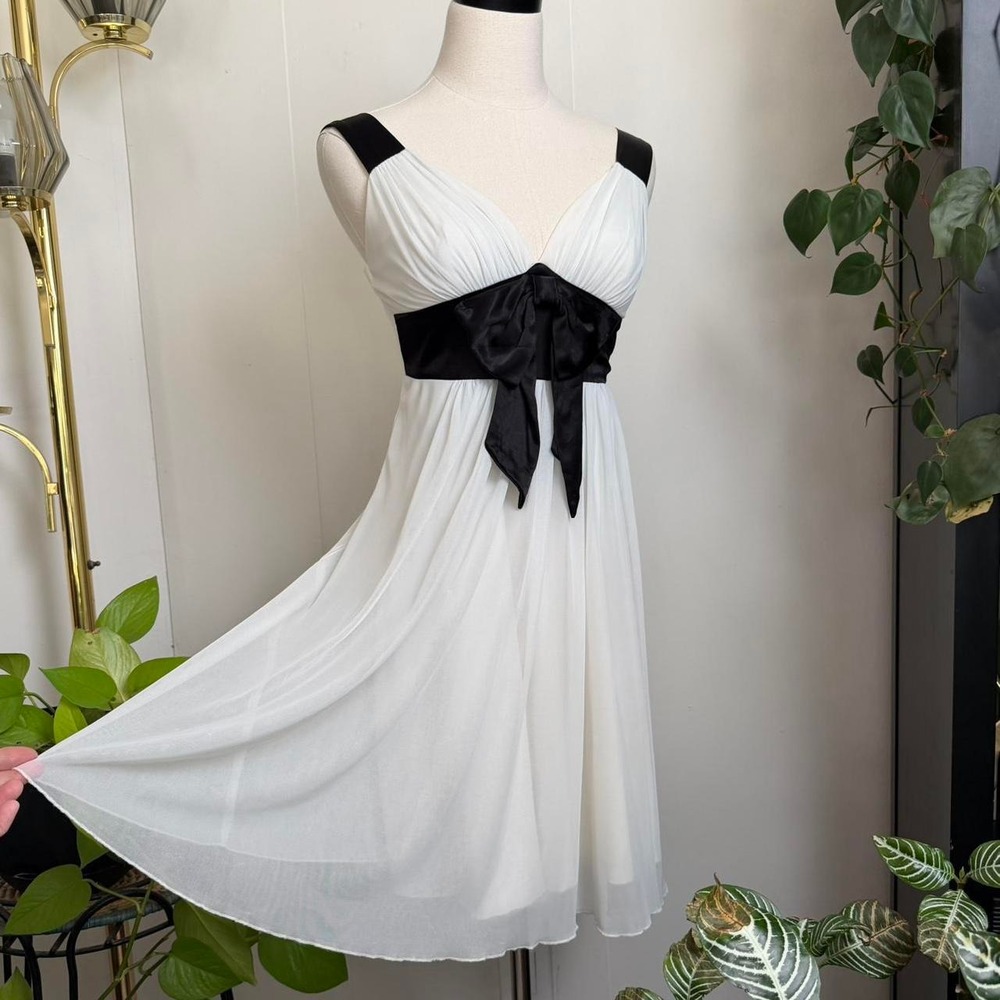 Speechless Vintage 90s White Mesh Black Satin Bow Dress Small Party Going Out